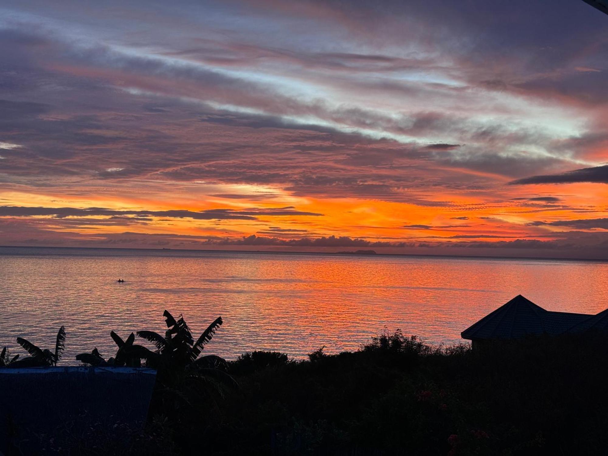 Henyuan Resort Siquijor Buitenkant foto