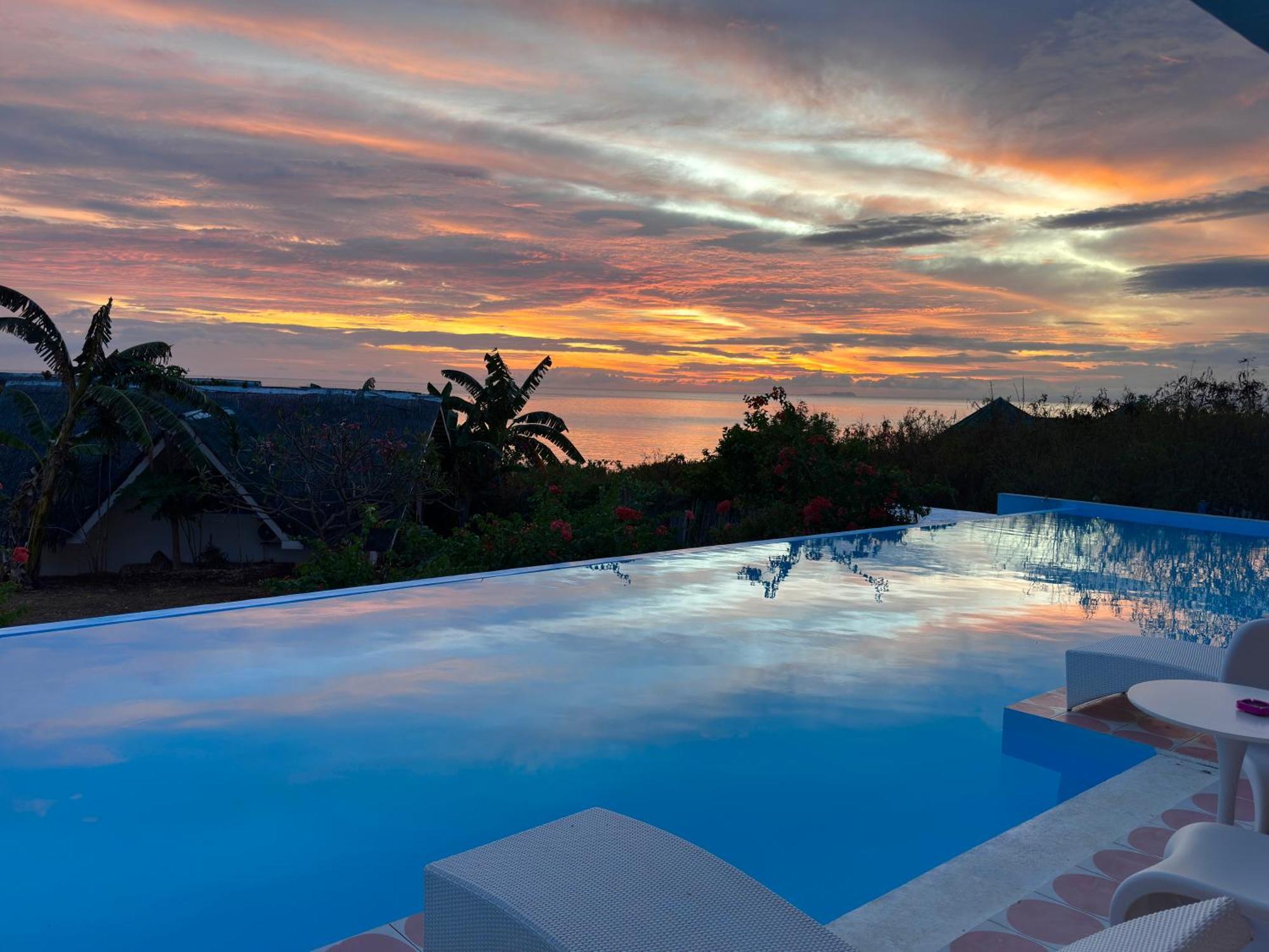 Henyuan Resort Siquijor Buitenkant foto