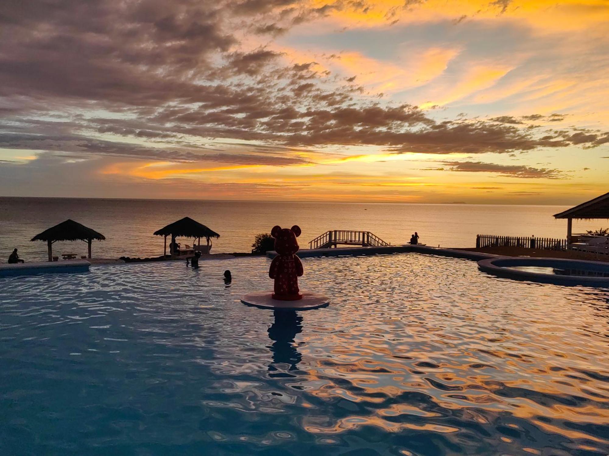 Henyuan Resort Siquijor Buitenkant foto